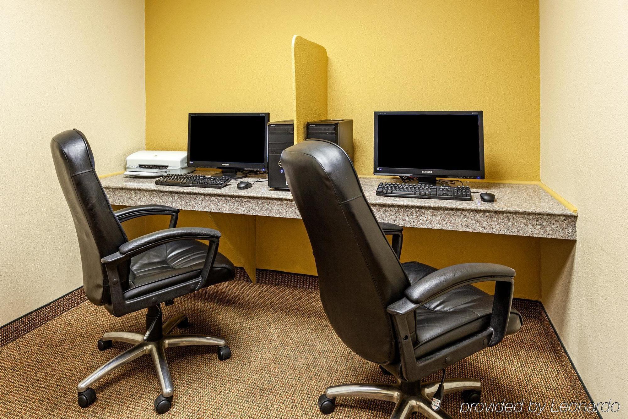 Country Inn & Suites By Radisson, Brunswick I-95, Ga Экстерьер фото