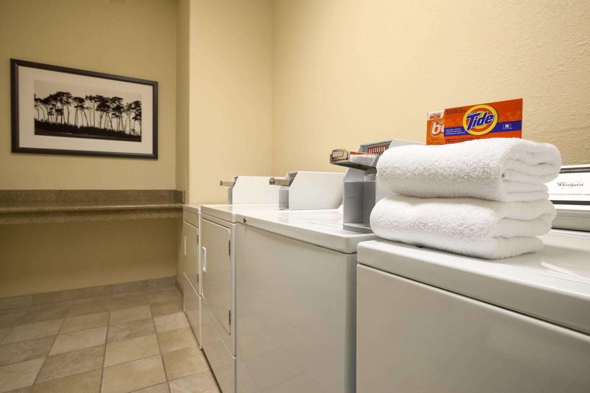 Country Inn & Suites By Radisson, Brunswick I-95, Ga Экстерьер фото